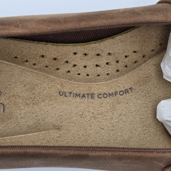 6N - NARROW - Clarks Roseville Sky Women's Slip-Ons, Mahogany Leather, Like New! - Picture 8 of 16